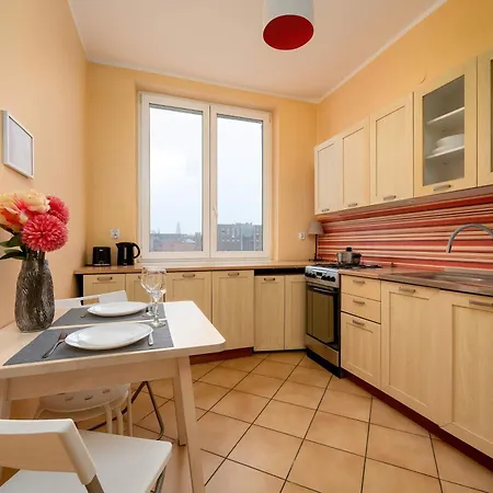 Bright Plac Muzealny In Perfect For Remote Work By Renters דירה