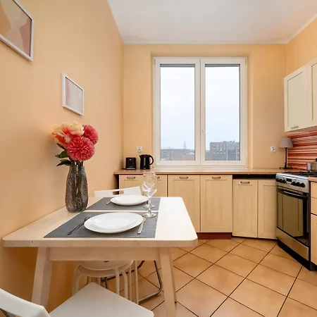 Bright Plac Muzealny In Perfect For Remote Work By Renters *