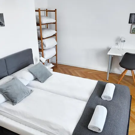 Bright Plac Muzealny In Perfect For Remote Work By Renters דירה ורוצלב