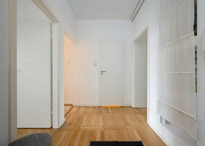 Bright Plac Muzealny In Perfect For Remote Work By Renters Apartamento *