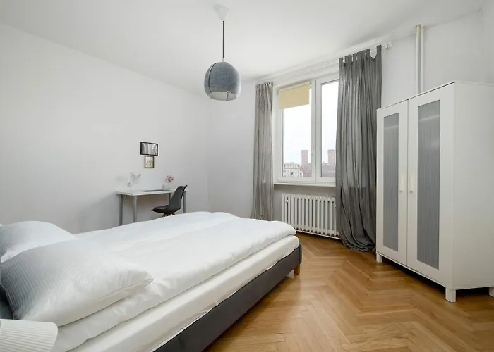Bright Plac Muzealny In Perfect For Remote Work By Renters Apartamento *